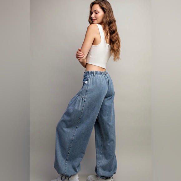 *LAST ONE* Denim Wide leg Cinch Pants - Picture 3 of 13